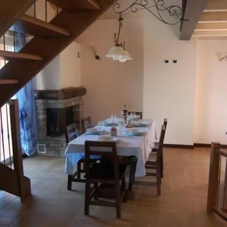 Rustikales Haus In Ruhiger Lage Mit Seesicht Holiday home Pianello Del Lario